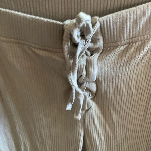 ✨ASOS Lace up Flare Pants- NWOT✨ - Picture 2 of 3